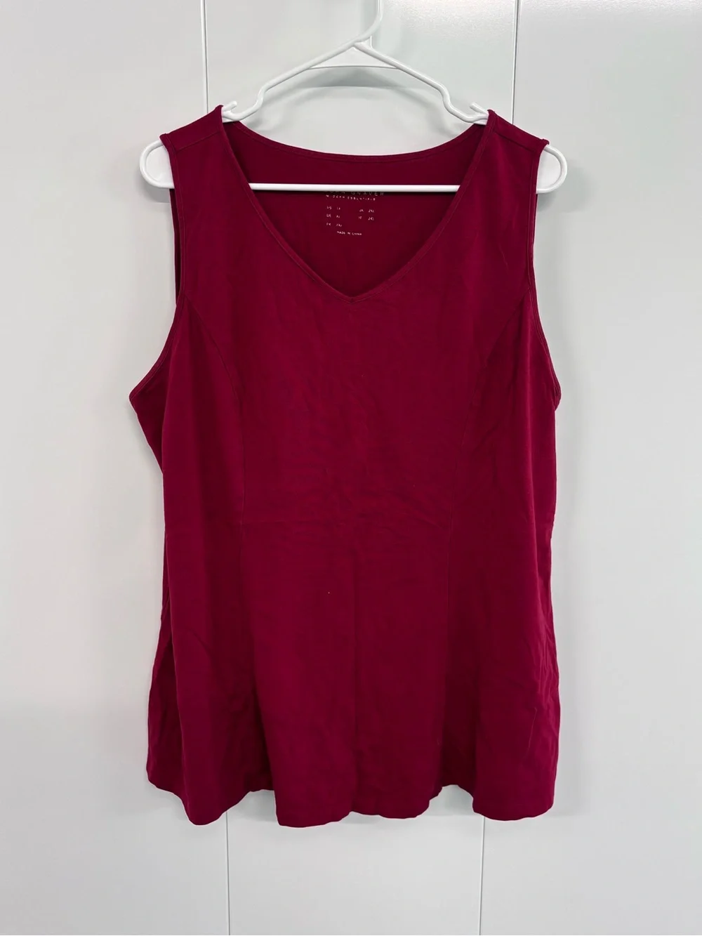 Susan Graver Tank Top Womens Size 1X Red  Liquid Knit Stretch Relaxed Comfort